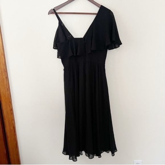 Dress The Population Claudia Dress Black Ruffle V-neck Flowy Midi Size Small NEW - Picture 7 of 12